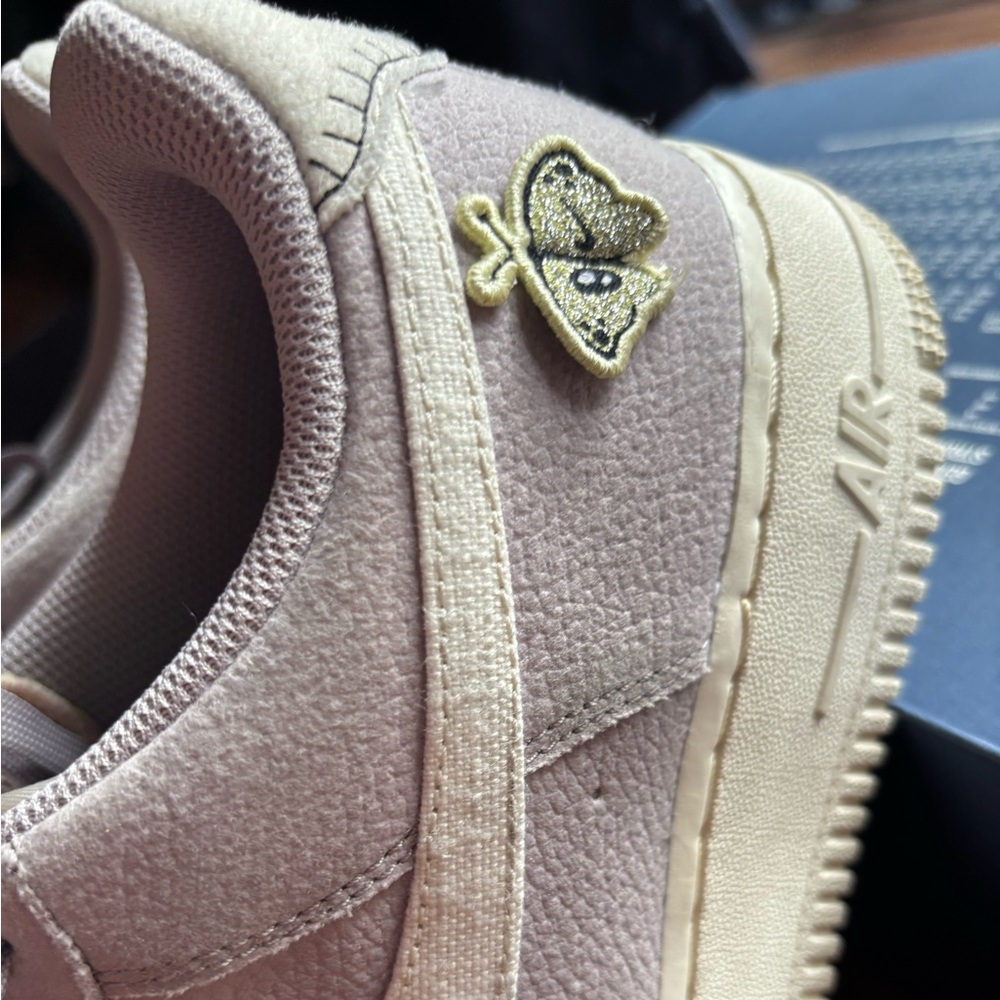 Nike Womens Size 9 Air Force 1 07 SE NN Amethyst Ash Purple AF1 042025 - Picture 3 of 8